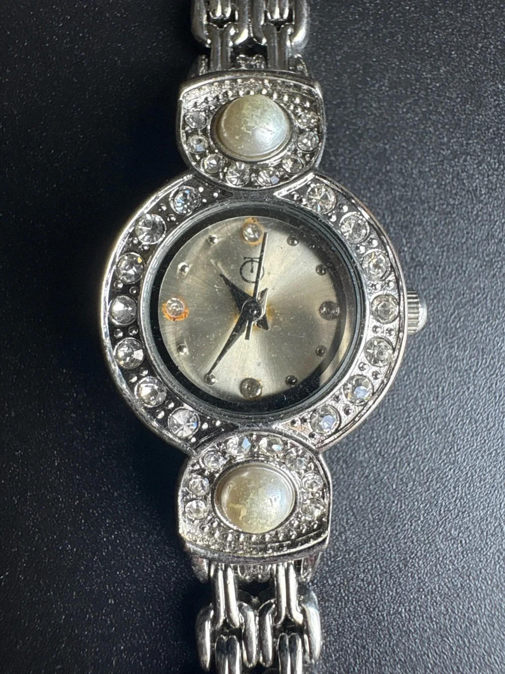 Silver-Tone Women's Watch with Pearl Accents measurements shown non running